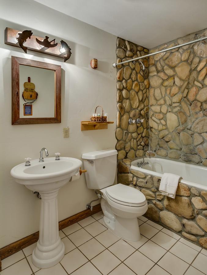 Minturn Inn Экстерьер фото